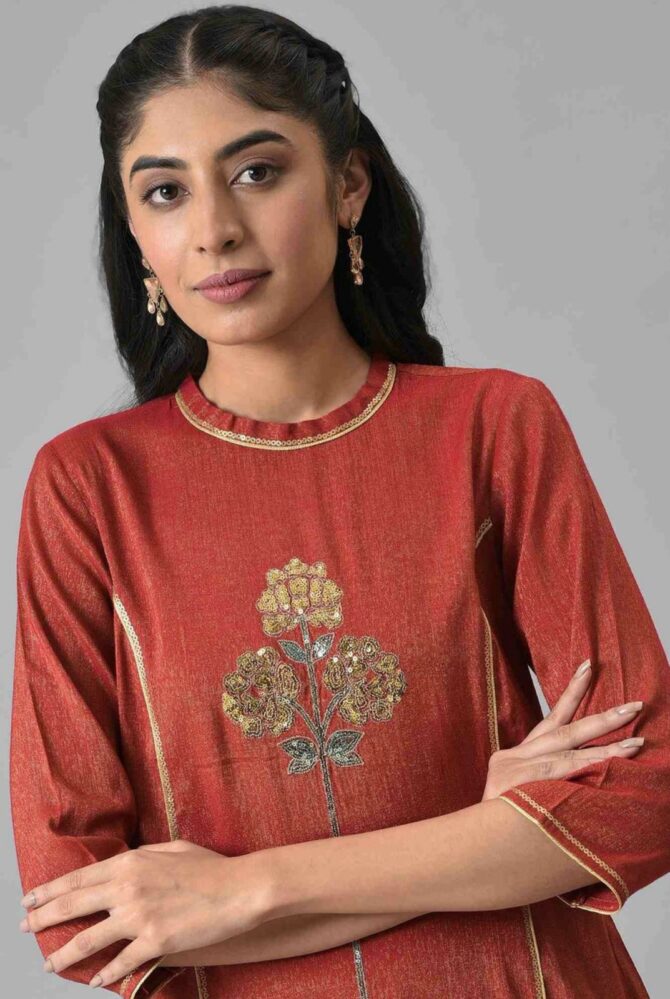 Aurelia Women Embellished Viscose Rayon Straight Kurta  (Red)