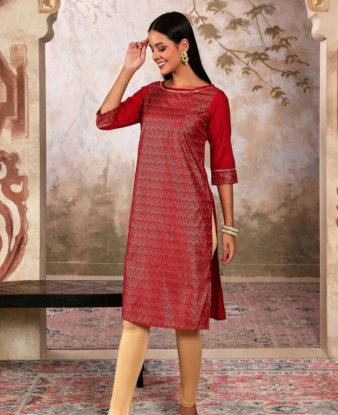 Aurelia Triangle Foil Printed Round Neck Straight Kurta - Image 4