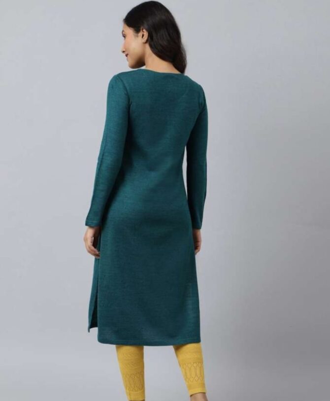 Aurelia Women Teal Yoke Design Thread Work Kurta - Image 3