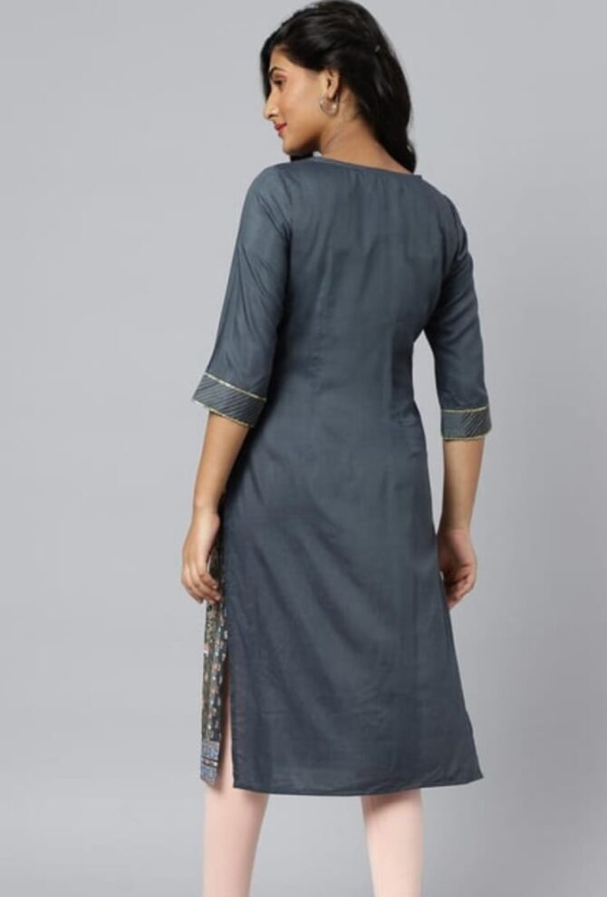 AURELIA Women Embellished Round Neck Straight Kurta - Image 3