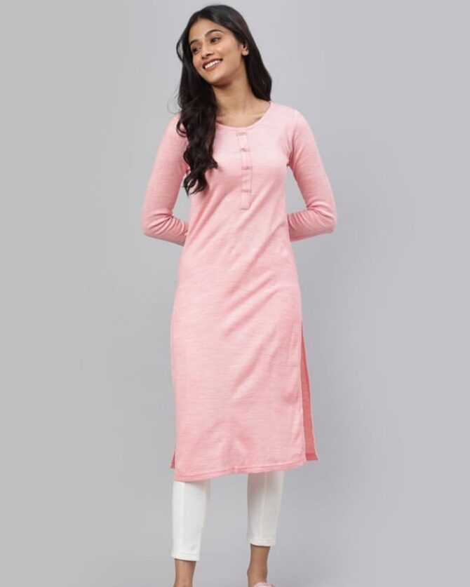 Aurelia Women's Solid Straight Kurta