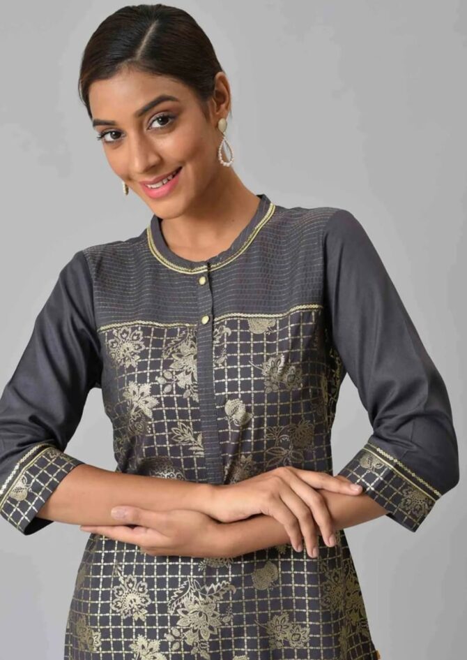 Aurelia Women Grey Festive Geometric Print Rayon Kurta - Image 3