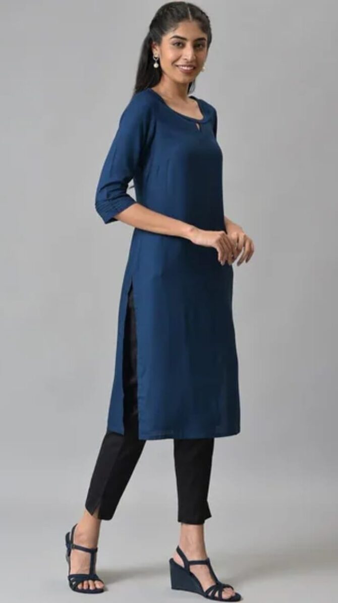 AURELIA Women Round-Neck No Darts Straight Kurta - Image 2