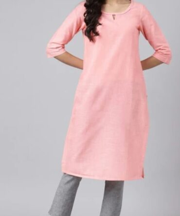 AURELIA Round-Neck Straight Kurta