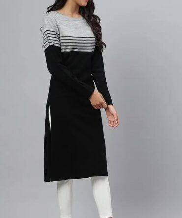 Aurelia Women Black Acrylic Solid Yarn Dyed Straight Kurta