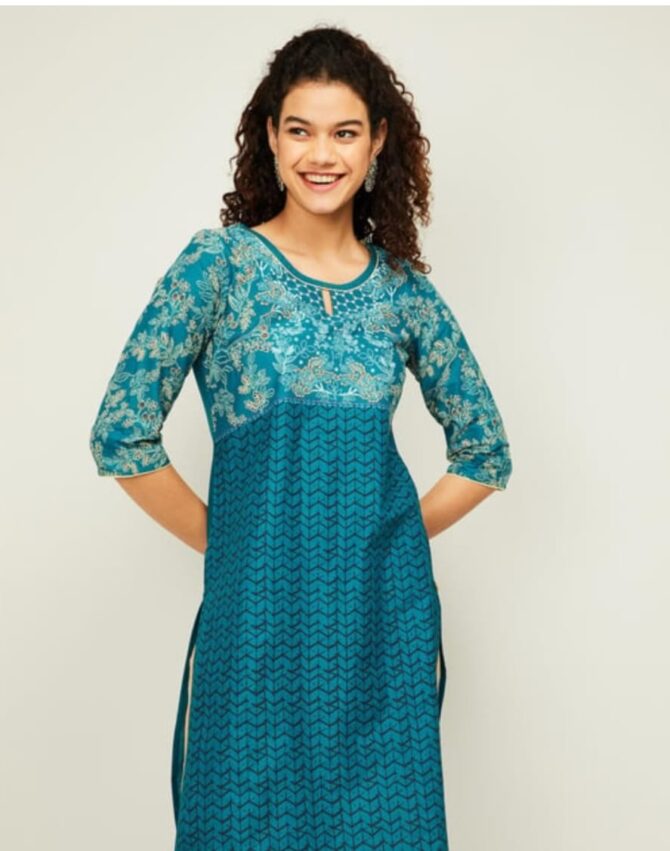 AURELIA Women Printed Three-Quarter Sleeves Straight Kurta