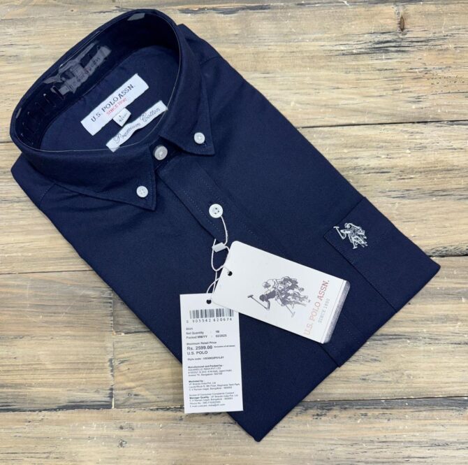 Cutaway Collar Solid Shirt